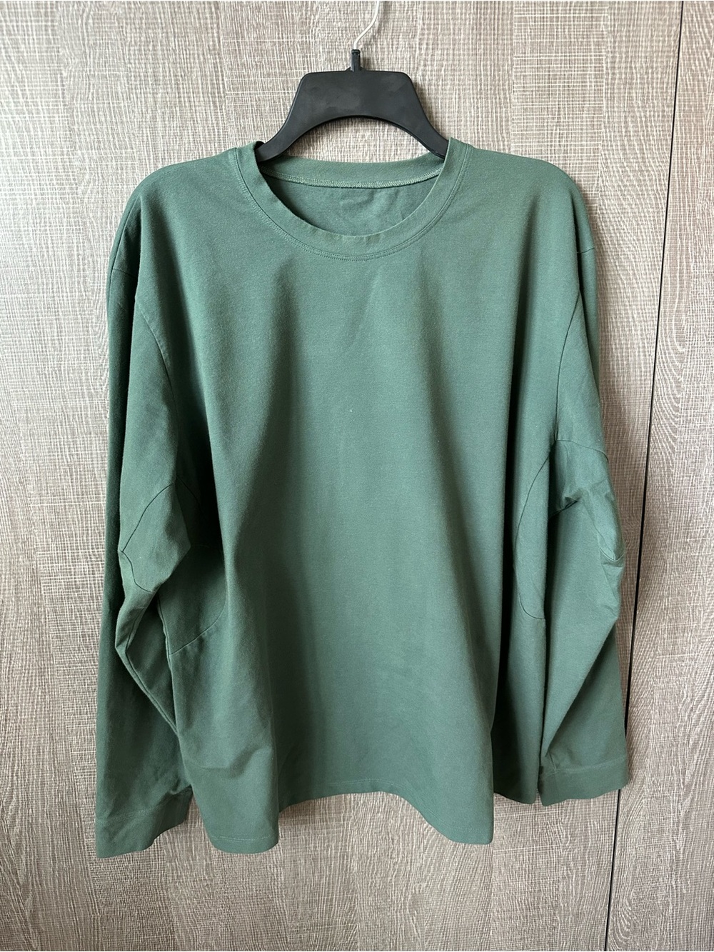 lululemon athletica Men's Long Sleeve Crew - Forest Green